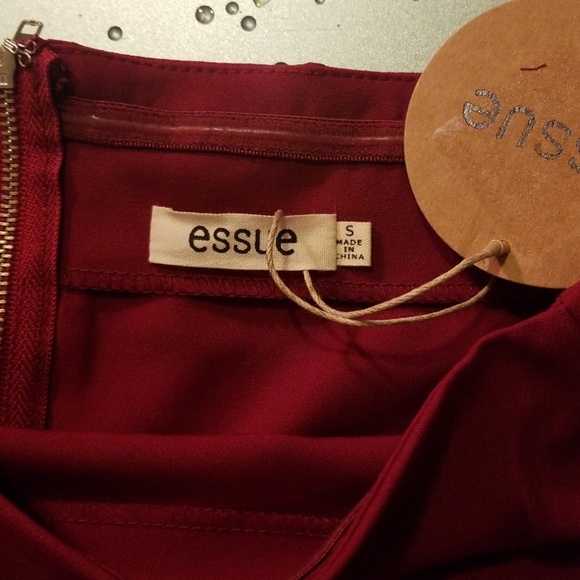 Dress - Picture 3 of 4